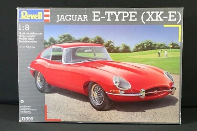 Boxed 1/8 scale Revell 07390 Jaguar E-Type (XK-E) model kit, Factory Sealed Box - Image 1 of 4