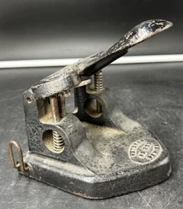 VINTAGE VETERAN  225 OFFICE DESK PUNCH /HOLE PUNCH - Picture 1 of 7
