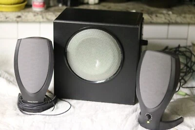 Logitech X-230 Sistema di altoparlanti per PC subwoofer satellitare doppio driver - Immagine 1 di 4