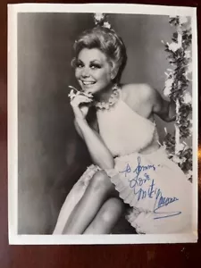 Remarkably Rare 8x10 Image Signed by Golden Age Actress Dancer Mitzi Gaynor - Picture 1 of 4