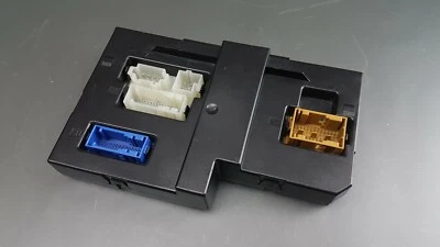 Originale Mercedes W204 Classe C Sam Centralina Centrale Modulo BR204 - Immagine 1 di 4