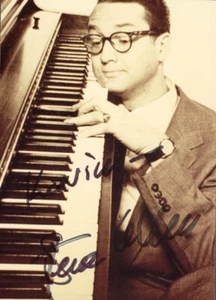 STEVE ALLEN - AUTOGRAPHED SIGNED PHOTOGRAPH CIRCA 1990 - Picture 1 of 1