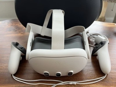 Meta Quest 3 128GB Complete Set With Case, Controllers, Head Strap, And Charger - Image 1 of 4