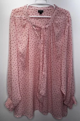 Blusa femenina tórrida talla 6X de gasa arrugada con botones a lunares pajarita Foto 1 de 4