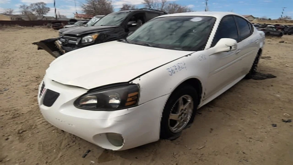 Used Automatic Transmission Assembly fits: 2004 Pontiac Grand prix AT 3.8L w/o s - Imagem 1 de 4