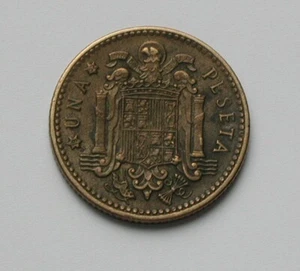 1952 (52 in star) 1947 SPAIN Coin - 1 Peseta - circulated & toned - Picture 1 of 2