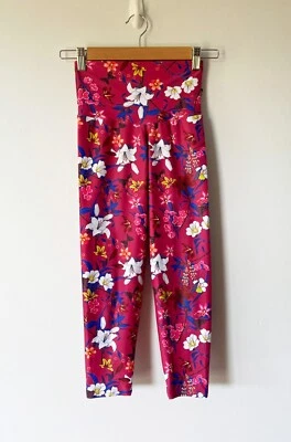 Exoticathletica Hot Pink Floral Print Capri Leggings Size S (6-8) Exotica - image 1 of 3
