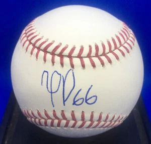 Yasiel Puig Autograph Signed BASEBALL JSA Cert Dodgers Braves - Picture 1 of 4