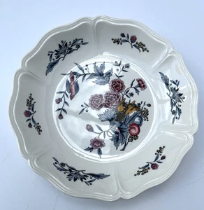Wedgwood Williamsburg Potpourri Rimmed Soup Bowl 21cm 8.25" Unused - Picture 1 of 12