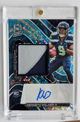 2022 Panini Spectra - Rookie Patch Auto Kenneth Walker III Neon Blue #214  54/60 - Image 1 of 4
