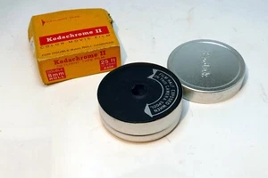 Empty case only for Vintage 8mm Kodak Film 25 ft double roll spool - Picture 1 of 3