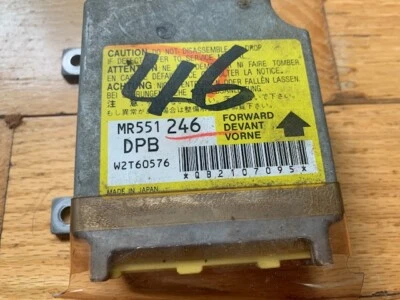 2002 Mitsubishi Lancer MR551246 SRS Safety Restraint System Control Module ~B89 - Image 1 of 3