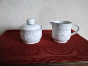 Garlande Fleur de Lune Stoneware Milk Cream Jug & Lidded Sugar Bowl Japan - Picture 1 of 3
