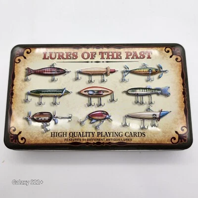 Señuelos del Pasado Juego de Cartas Alta Calidad Lata 54 Señuelos Diferentes NUEVO Foto 1 de 3