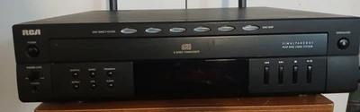 RCA RP-8075RS 5 Disc CD Player Simultaneous Play & Load-Working-See Video & Pics - Image 1 of 4