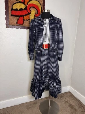 Conjunto de chaqueta de vestir vintage hecha a mano a lunares 2 piezas con botones de la década de 1970 Foto 1 de 4
