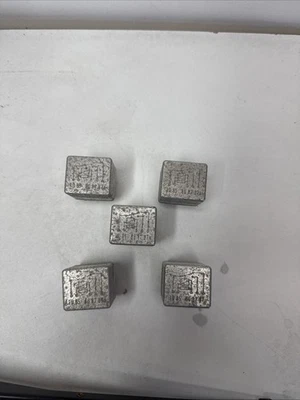 Relé multiusos Mercedes 30858687a 0015420219. Juego de 5 Made In Germany Foto 1 de 4