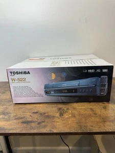TOSHIBA W-522 VHS VCR VIDEO CASSETTE RECORDER 4 Head Hi-Fi Stereo Sealed - Picture 1 of 4