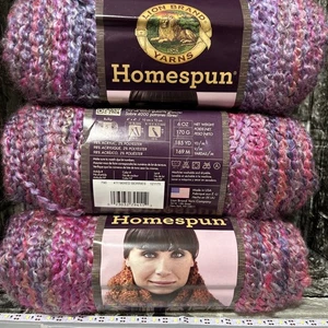 3 Lion Brand Homespun Yarn Soft Silky 411 Mixed Berries 185 Yds USA Crochet Knit - Picture 1 of 9
