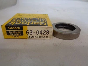 NEW GARLOCK KLOZURE 63-0428 OIL SEAL - Picture 1 of 2