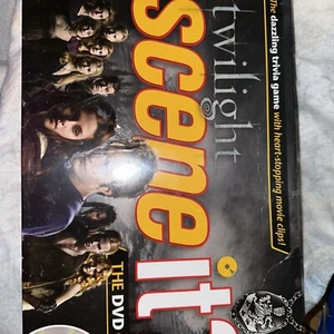 Scene It Twilight Movie DVD Vampire Board Game New Sealed Mattel  Mm10 - Picture 1 of 8