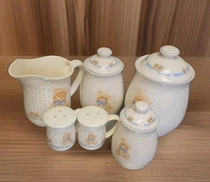 Lot de 3 bidons, pichet à lait, sel et poivre Tienshan Theodore Country Bear - Photo 1/21