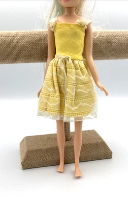 Vintage 1963 Mattel Skipper Flower Girl Yellow Dress #1904White/Black Tag - Image 1 of 4