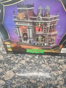 Retirado 2005 Lemax Spooky Town Collection the Blood Bank 55239 Halloween nuevo - Imagen 1 de 3