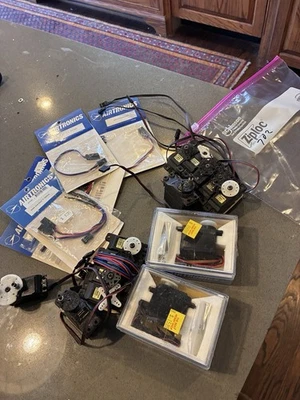 702. Large Lot Airtronics Servos And Extensions For R/c Model Airplane - Image 1 of 4