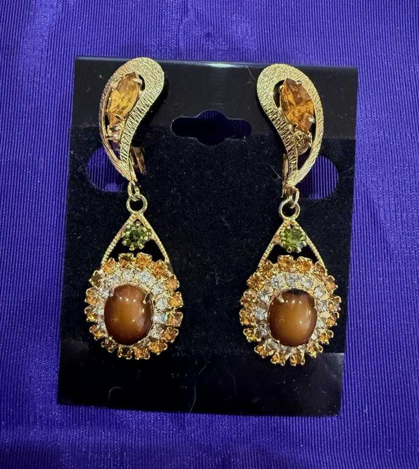 Pendientes de clip colgantes chapados en oro con ágata, citrino, peridoto y pedrería Foto 1 de 4