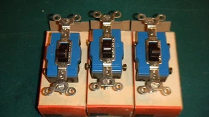 Pass & Seymour 15AC3 Braun 3 Wege AC Schalter 3 Stück Set - Bild 1 von 2