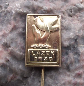 1970 Lazek World War 2 German Czech Resistance Fighters Remembrance Pin Badge - Picture 1 of 6