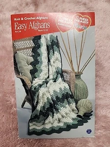 ☆ Red Heart Crocheted Afghans Knit & Crochet Yarn Design Pattern Book # 0122 - Picture 1 of 3