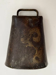 ANTIQUE PRIMITIVE HAND FORGED 4” IRON COW BELL WITH CLAPPER FARMHOUSE DECOR - Picture 1 of 9