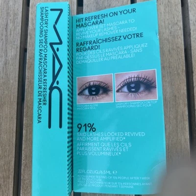 Mac Lash Dry Shampoo Mascara Refresher  0.22 fl oz- NEW IN BOX - Image 1 of 4