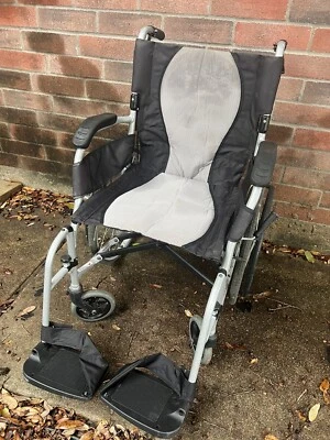 Karma - Karman cadeira de rodas ergonômica Ergo Lite 2 rodas de liberação rápida - Imagem 1 de 4