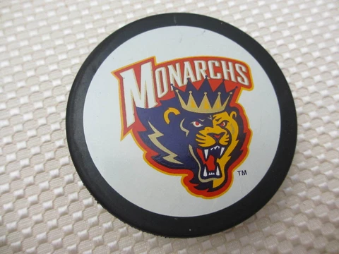 MANCHESTER MONARCHS AHL OFFICIAL SOUVENIR HOCKEY PUCK Cover