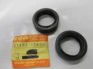 NOS Suzuki 1972 GT380 nos FRONT FORK SEAL SET 51153-18430 - Picture 1 of 2