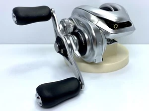 Shimano 16 Metanium MGL HG 7.4:1 Right Handle Baitcasting Reel Fast Shipping - Picture 1 of 8