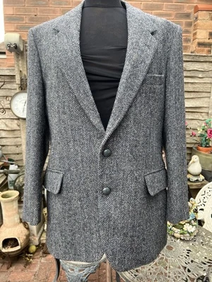 HARRIS TWEED/ DUNN & CO BLUE/GREY TONES CLASSIC  HERRINGBONE JACKET SIZE 42 - Image 1 of 3