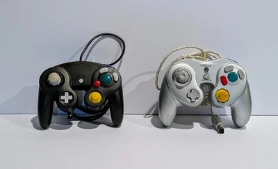 Intec G-Force Limited Platinum Edition GameCube Controller (2002)  - Image 1 of 4