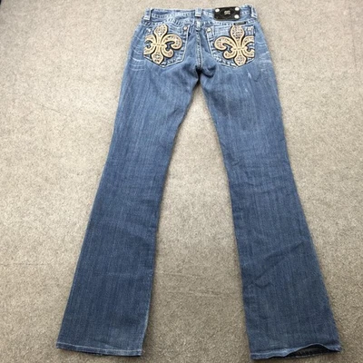 Miss Me 牛仔裤女式 25 蓝色靴型装饰 Fleur de Lis 水钻闪亮 — 第 1/4 张图片