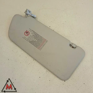 Aletta parasole destra per PEUGEOT 5008 MK1 2009-2016 usato (109234) - Picture 1 of 7