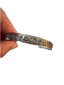 Stars And Moons Cuff Style Bracelet 🌙 Vintage 90s - Picture 1 of 2