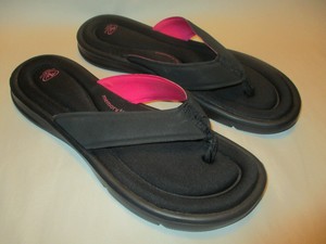 athletic works comfort flip flops
