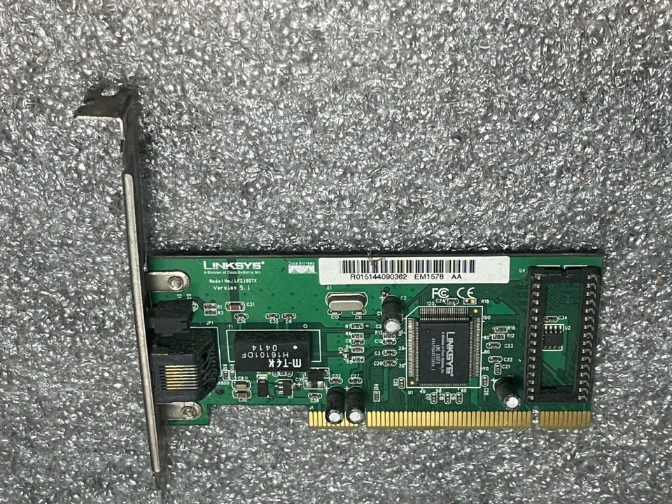 PCI Etherfast 10/100 LAN Network Card Linksys LNE100TX - Image 1 of 3