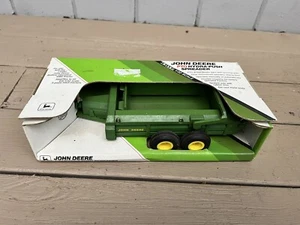 Vintage Ertl John Deere PTO Hydra Push Spreader 1/32 Scale Diecast 5577 1989 New - Picture 1 of 11