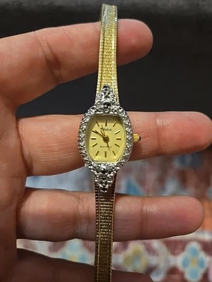 Reloj Dufonte Lucien Piccard Vintage Diamante Zafiro, Chapado en Oro Foto 1 de 4