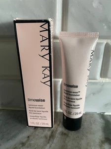 Mary Kay timewise ivory 1 luminous wear liquid foundation 038696 Discontinued - Picture 1 of 2