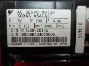1PCS USED Yaskawa Servo Motor SGMAS-A5ACA21 - Picture 1 of 1